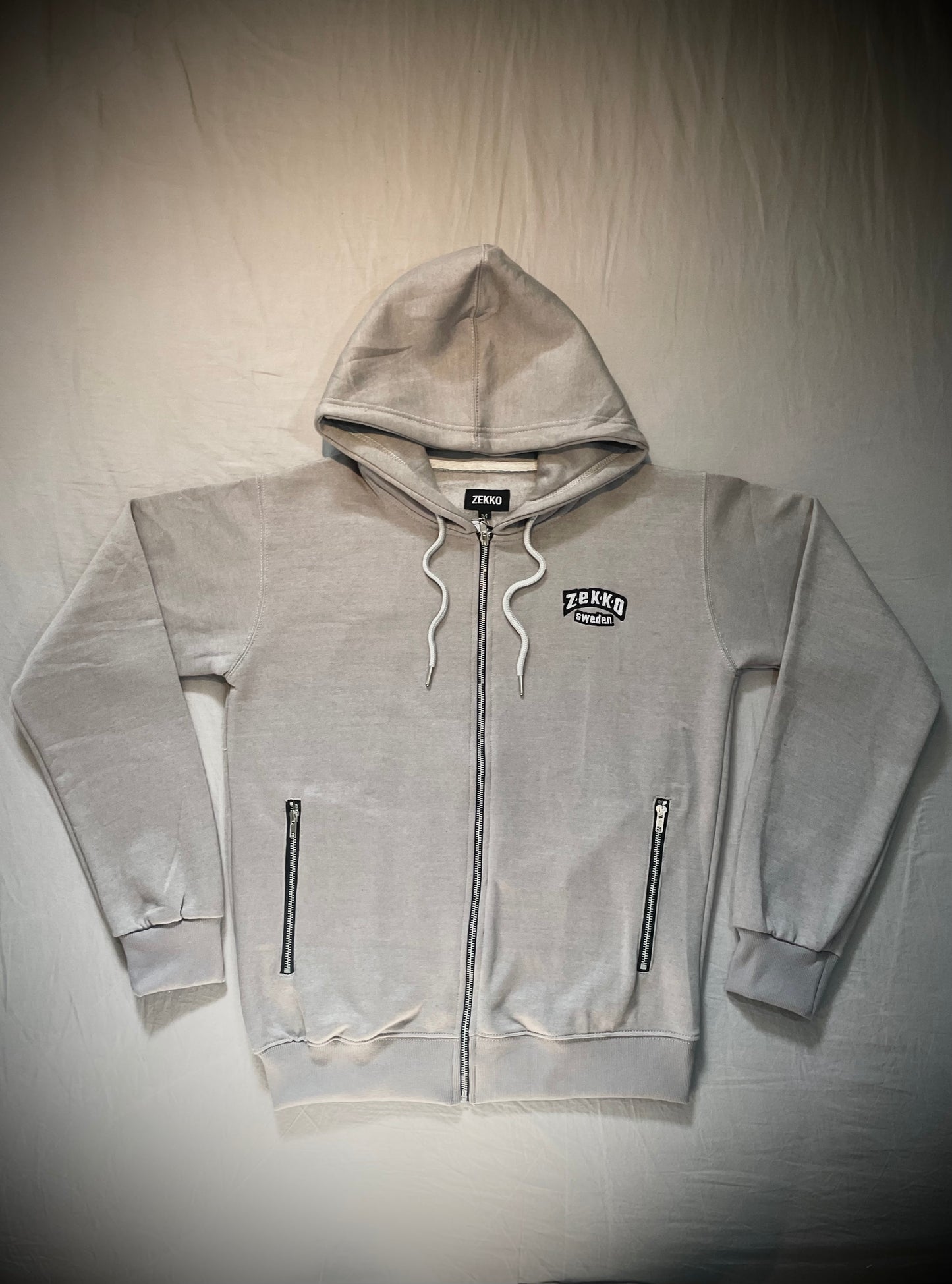 WANTED Zipp Hoodie